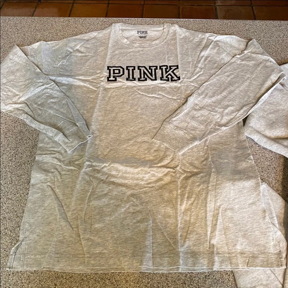 Vs pink high waist campus short long sleeve tee